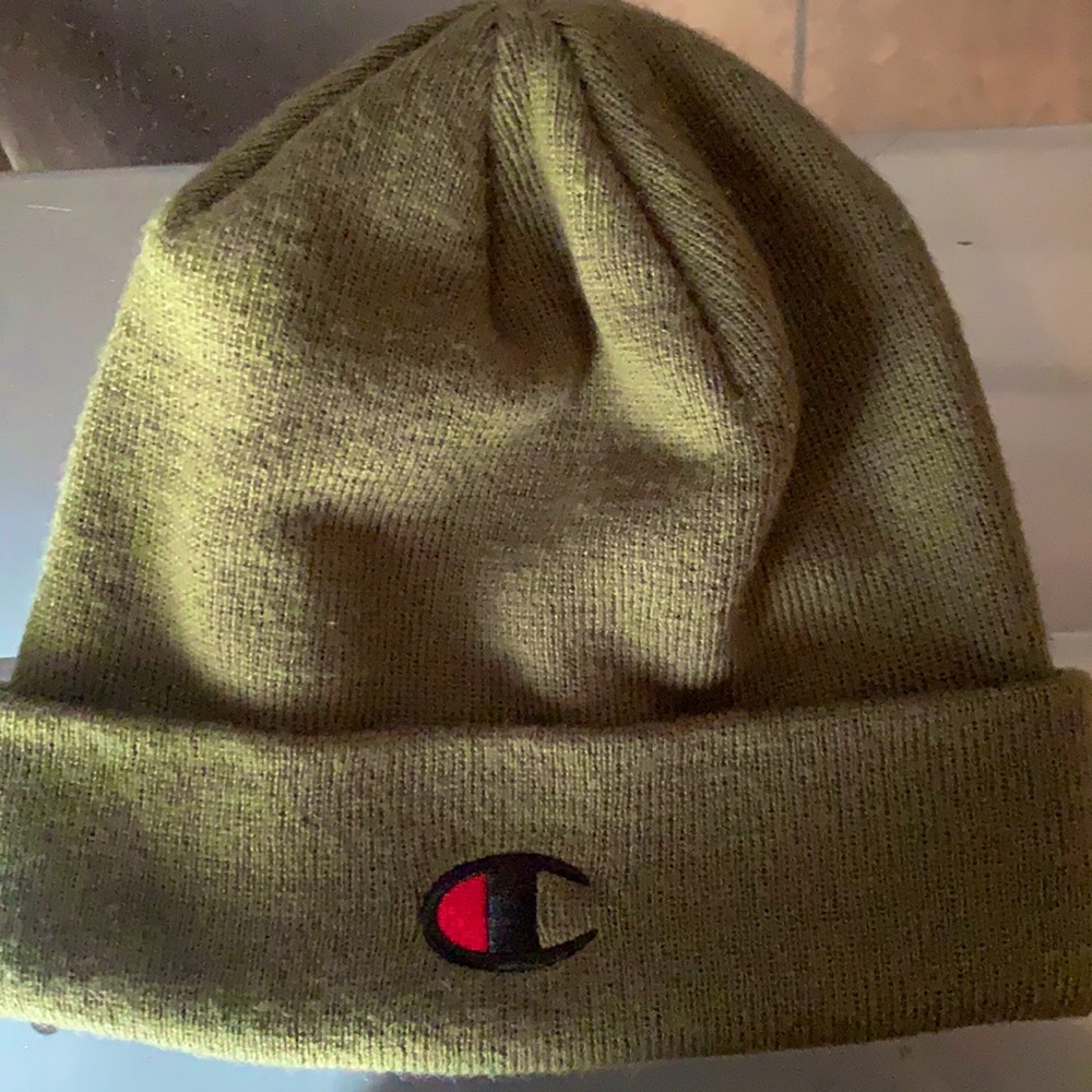 Champion Beanie ✅